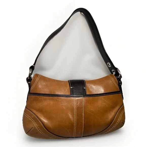 Coach F10909 SMALL Vintage British Tan & Brown Soho Leather Shoulder Bag read - Picture 8 of 16